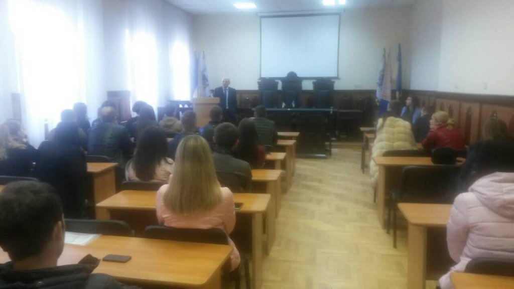 Для студентів факультету провели зустріч із Андрієм Андрійовичем Стрижаком, суддею Конституційного Суду України у відставці Для студентів факультету провели зустріч із Андрієм Андрійовичем Стрижаком, суддею Конституційного Суду України у відставці