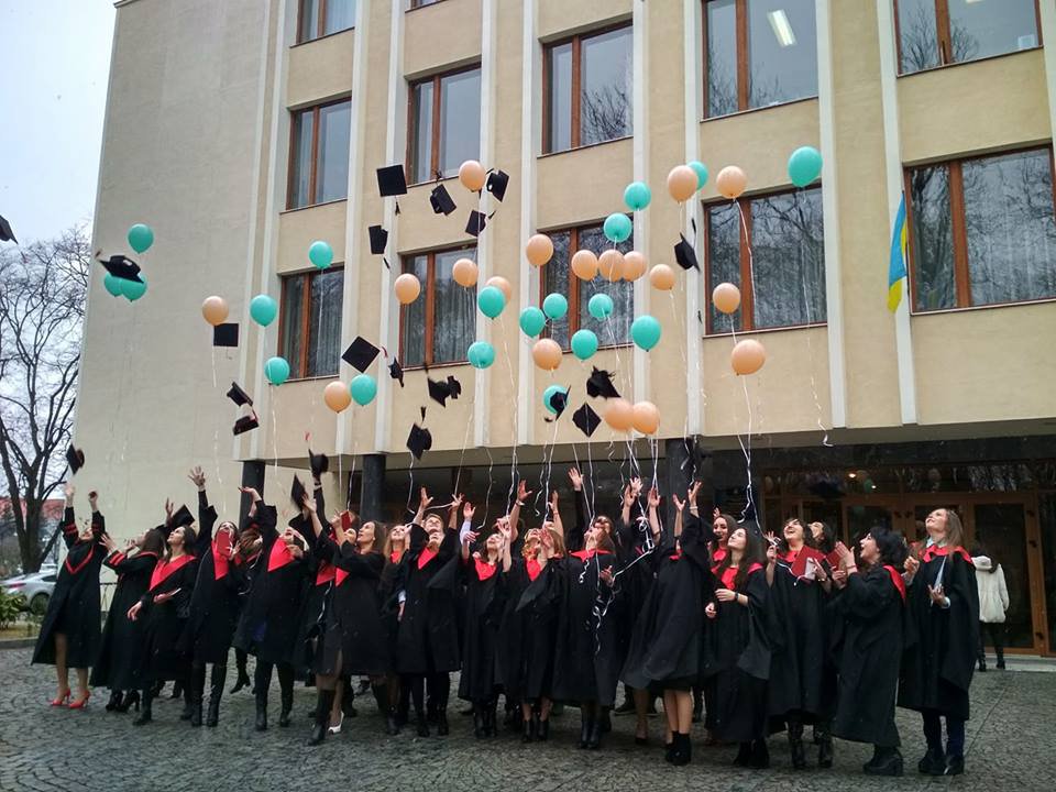 Самостійно здобувати життєву науку рушили ц магістри факультету історії та міжднародних відносин Самостійно здобувати життєву науку рушили ц магістри факультету історії та міжднародних відносин