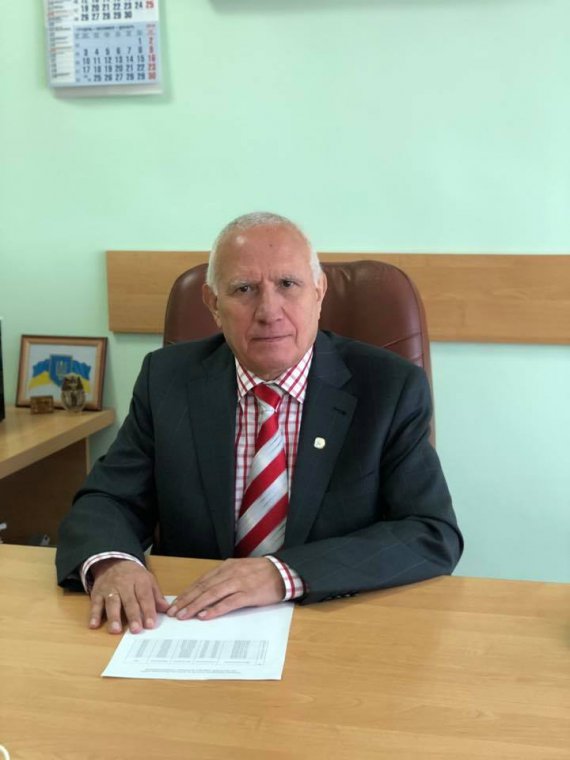 Василь Петрович Мікловда - член-кореспондент Національної академії наук України, доктор економічних наук, професор, заслужений працівник освіти України, завідувач кафедри економіки і підприємництва. Василь Петрович Мікловда - член-кореспондент Національної академії наук України, доктор економічних наук, професор, заслужений працівник освіти України, завідувач кафедри економіки і підприємництва.