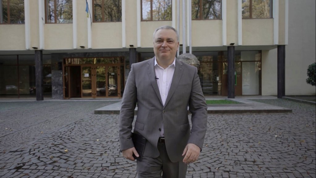 Congratulations from the Rector Volodymyr Smolanka on the 75th anniversary of Uzhhorod National University! (video) Congratulations from the Rector Volodymyr Smolanka on the 75th anniversary of Uzhhorod National University! (video)