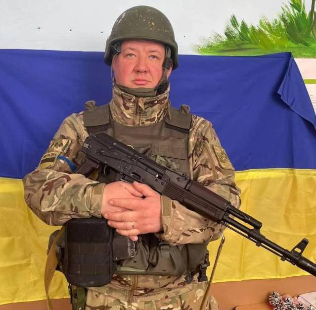 Позашляховик – для підрозділу викладача на фронті: студенти кафедри військової підготовки просять підтримки Позашляховик – для підрозділу викладача на фронті: студенти кафедри військової підготовки просять підтримки
