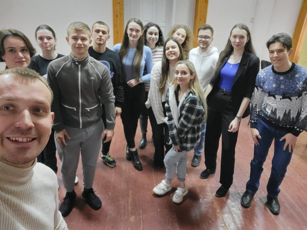 Юридичний факультет спільно з театральною студією "Provocator" організували для студентів-юристів курс "Ораторське мистецтво та сценічна мова" Юридичний факультет спільно з театральною студією "Provocator" організували для студентів-юристів курс "Ораторське мистецтво та сценічна мова"