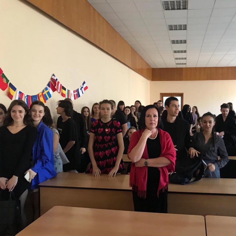 Зустріч зі студентами перших курсів ФІМВ на тему "Соціально-психологічна адаптація студентів першого курсу до навчання в університеті" Зустріч зі студентами перших курсів ФІМВ на тему "Соціально-психологічна адаптація студентів першого курсу до навчання в університеті"