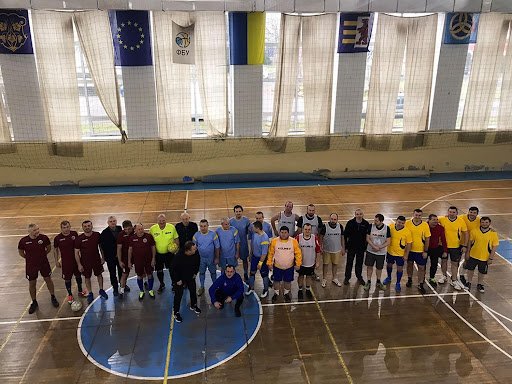 Викладачі факультету історії та міжнародних відносин долучилися до загальноуніверситетського благодійного турніру з футболу Викладачі факультету історії та міжнародних відносин долучилися до загальноуніверситетського благодійного турніру з футболу