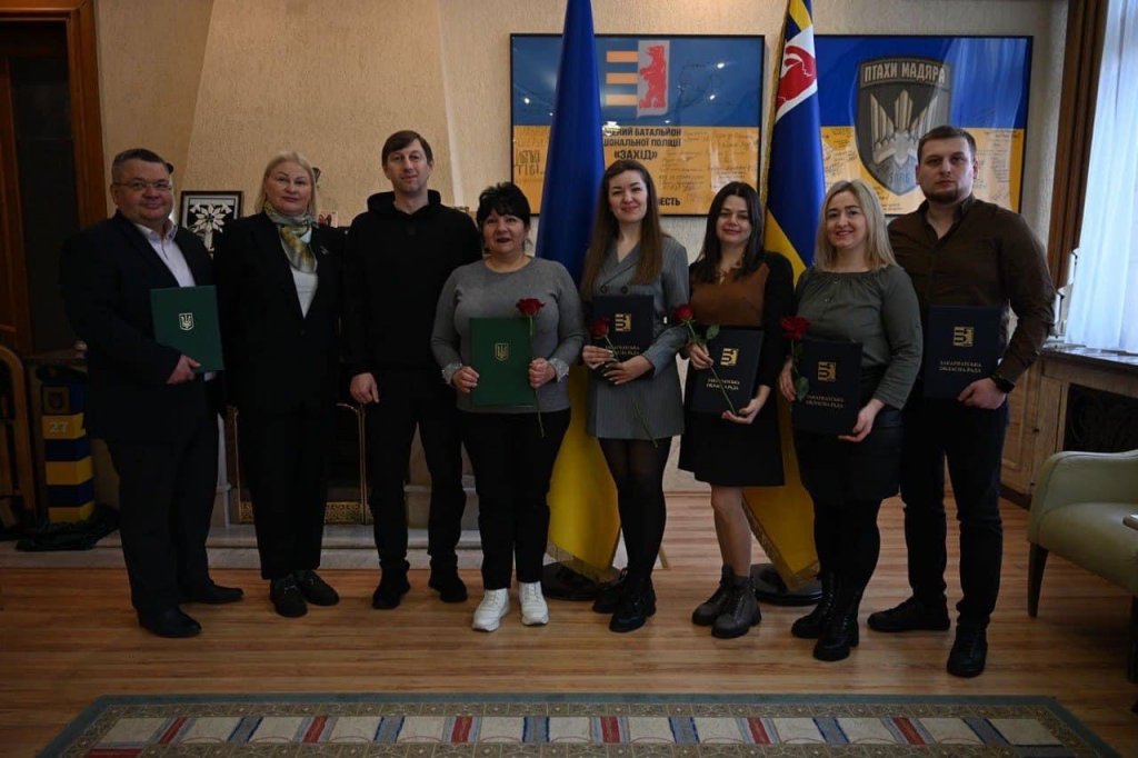 Співробітники юридичного факультету отримали подяку від голови Закарпатської обласної ради та заступника голови Закарпатської облдержадміністрації. Співробітники юридичного факультету отримали подяку від голови Закарпатської обласної ради та заступника голови Закарпатської облдержадміністрації.