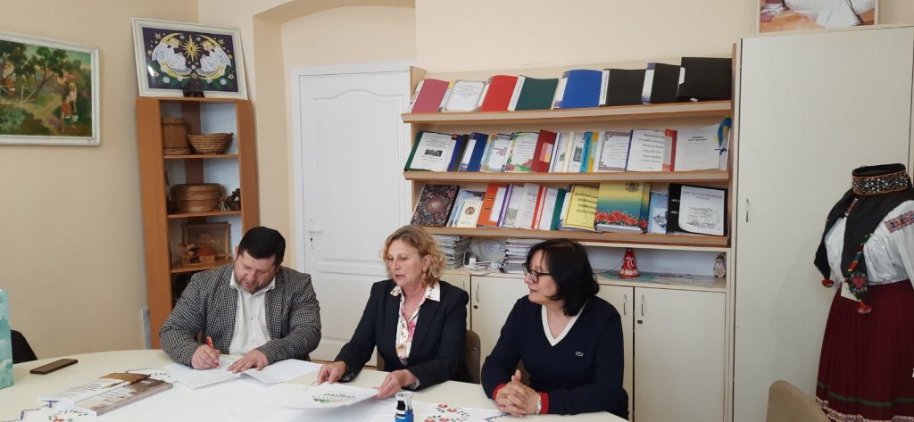 ФАКУЛЬТЕТ ІСТОРІЇ ТА МІЖНАРОДНИХ ВІДНОСИН РОЗГОРТАЄ СПІВПРАЦЮ З ОБЛАСНИМ ОРГАНІЗАЦІЙНО-МЕТОДИЧНИМ ЦЕНТРОМ КУЛЬТУРИ
ФАКУЛЬТЕТ ІСТОРІЇ ТА МІЖНАРОДНИХ ВІДНОСИН РОЗГОРТАЄ СПІВПРАЦЮ З ОБЛАСНИМ ОРГАНІЗАЦІЙНО-МЕТОДИЧНИМ ЦЕНТРОМ КУЛЬТУРИ