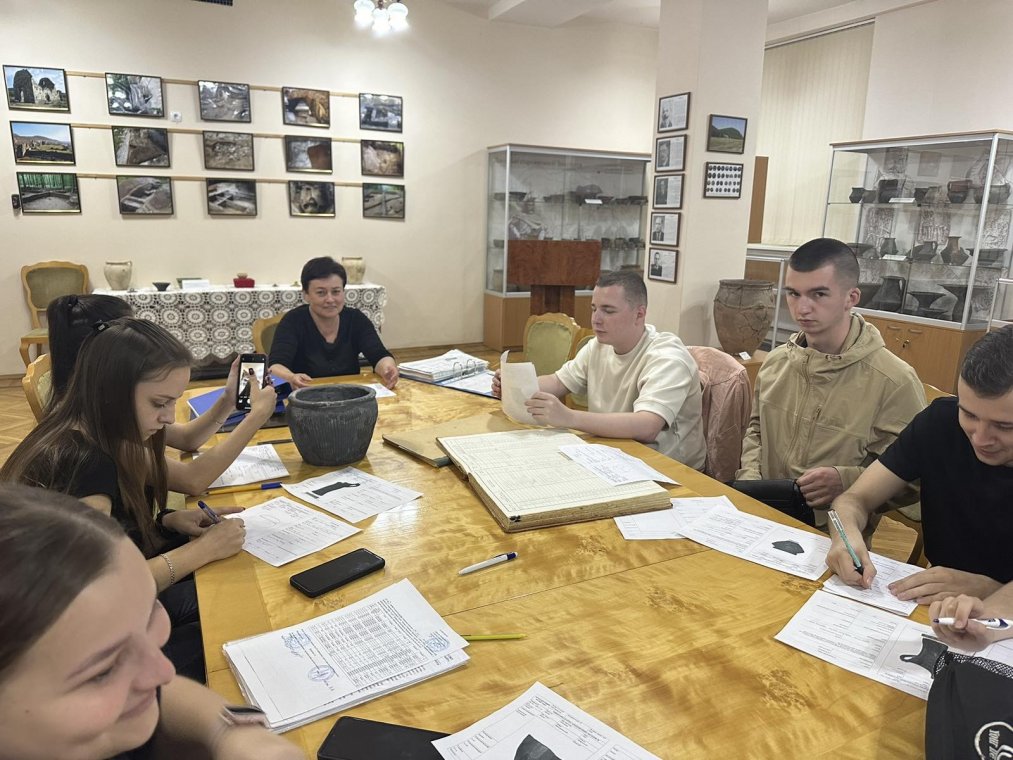 Архівно-музейна практика Архівно-музейна практика