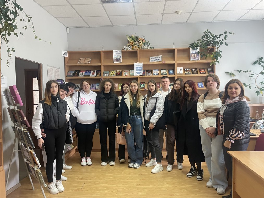 «Бібліотеки - скарбниці всіх багатств людського духу» - Г.Лейбніц «Бібліотеки - скарбниці всіх багатств людського духу» - Г.Лейбніц