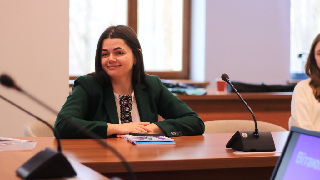 Аспіранти юридичного факультету УжНУ взяли участь у заході, присвяченому правам жіночих організацій та Міжнародному жіночому руху Аспіранти юридичного факультету УжНУ взяли участь у заході, присвяченому правам жіночих організацій та Міжнародному жіночому руху