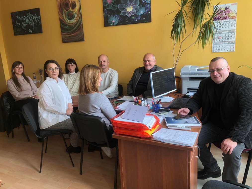 Засідання робочої групи з освітньо-професійної програми «Фізика. Інформатика (мова навчання фахових дисциплін – угорська)» Засідання робочої групи з освітньо-професійної програми «Фізика. Інформатика (мова навчання фахових дисциплін – угорська)»